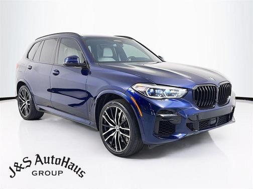 2022 BMW X5 M50i