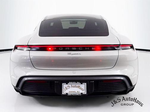 2021 Porsche Taycan Base