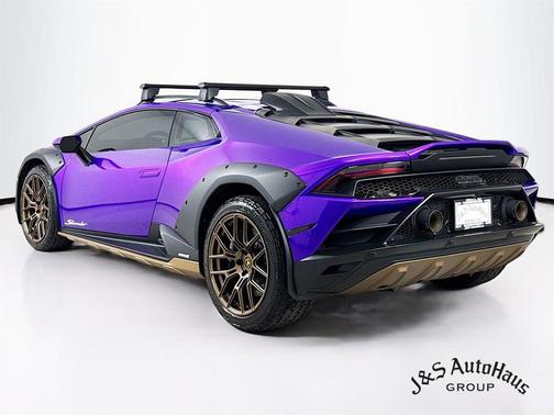 2024 Lamborghini Huracan Sterrato Base