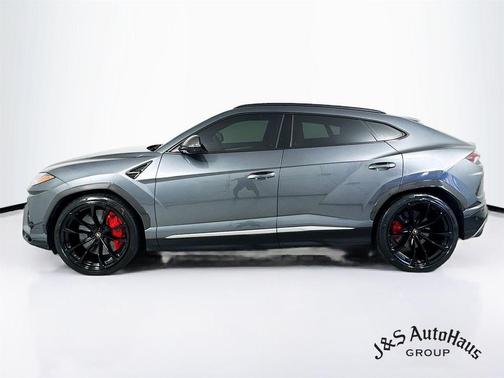 2020 Lamborghini Urus Base