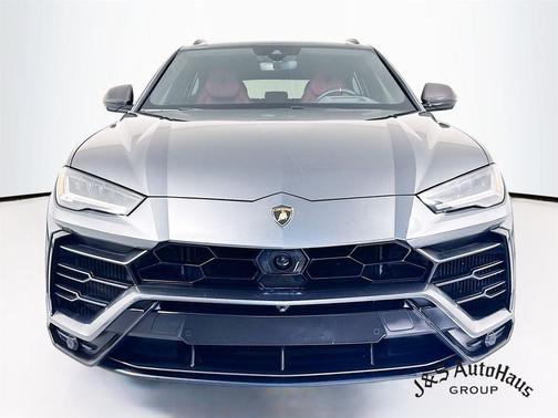 2020 Lamborghini Urus Base