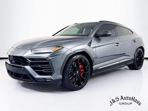 2020 Lamborghini Urus Base