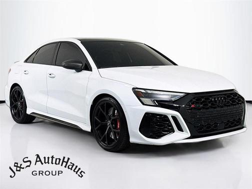 2024 Audi RS 3 TFSI quattro S tronic