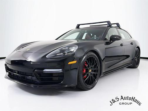 2020 Porsche Panamera GTS