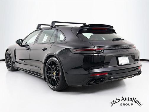 2020 Porsche Panamera GTS