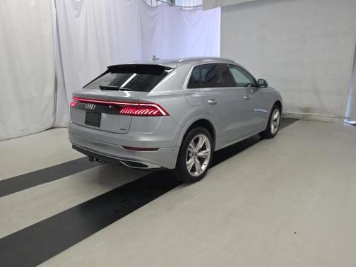 2023 Audi Q8 55 Premium Plus