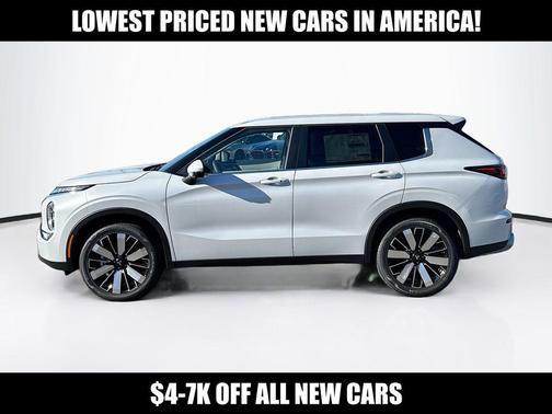 Diamond White 2026 Mitsubishi Outlander SE S-AWC