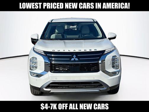 Diamond White 2026 Mitsubishi Outlander SE S-AWC