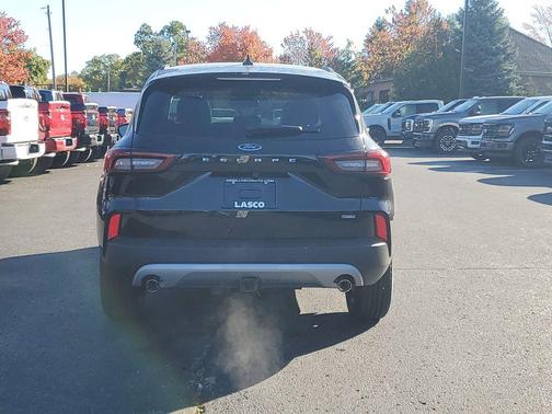 2026 Ford Escape PHEV SE