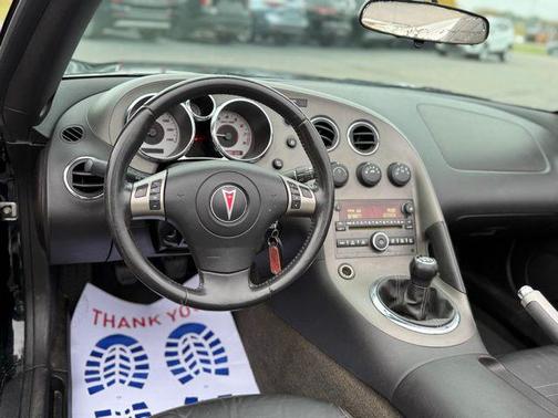 2006 Pontiac Solstice Base