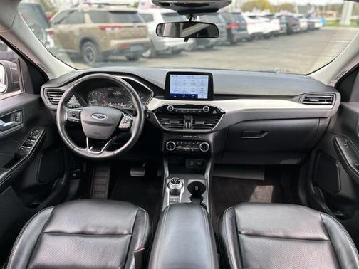 2022 Ford Escape SEL
