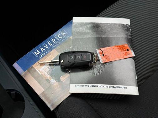 2022 Ford Maverick XL