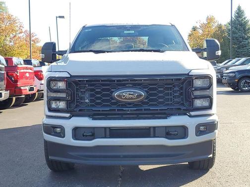2026 Ford F-350 XLT
