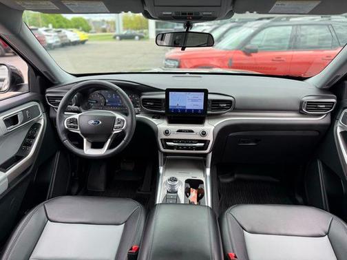 Carbonized Gray Metallic 2023 Ford Explorer XLT