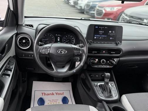 2023 Hyundai KONA SE