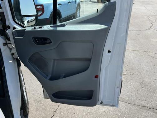 2018 Ford Transit-250 Base