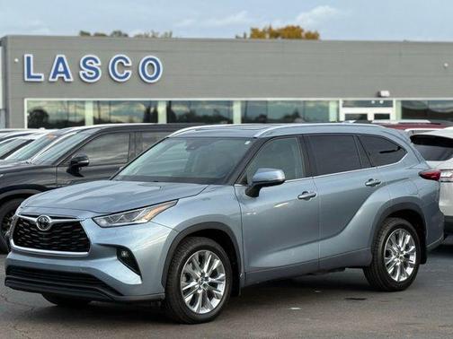 2022 Toyota Highlander Limited