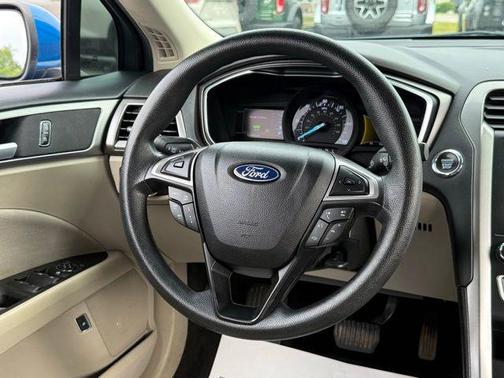 2020 Ford Fusion Hybrid SE
