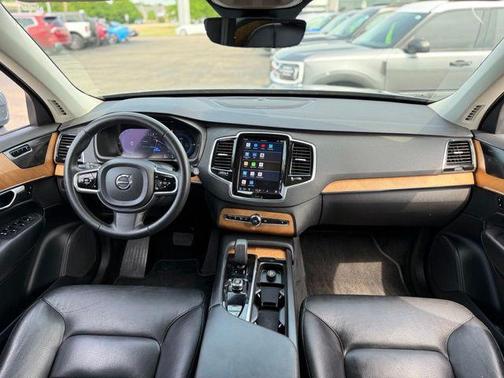 Gray 2023 Volvo XC90 Recharge Plug-In Hybrid T8 Plus 6-Seater