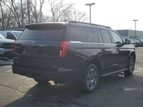 2026 Ford Expedition Max Active 4x4
