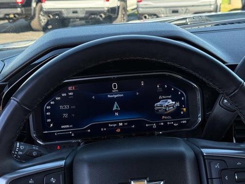 Summit White 2024 Chevrolet Silverado 1500 LT