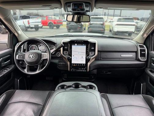 Bright White Clearcoat 2024 RAM 2500 Laramie Crew Cab 4x4 6'4' Box