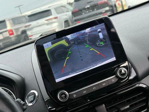 2022 Ford EcoSport Titanium
