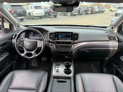 2021 Honda Pilot AWD Black Edition