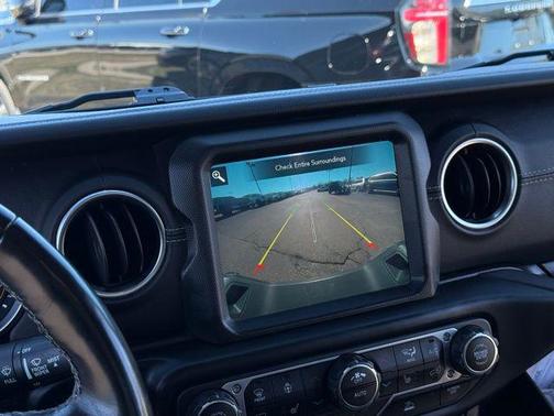 2022 Jeep Gladiator Overland