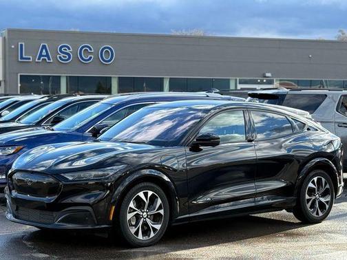 2022 Ford Mustang Mach-E Premium