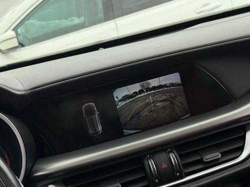 2024 Alfa Romeo Stelvio Veloce AWD