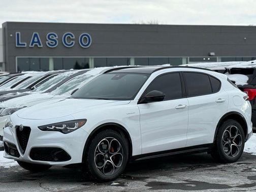 2024 Alfa Romeo Stelvio Veloce AWD