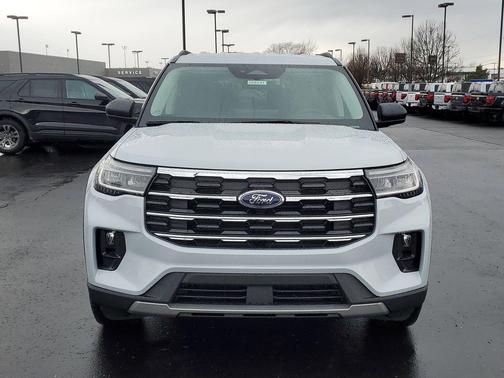 2026 Ford Explorer Active w/200A Pkg