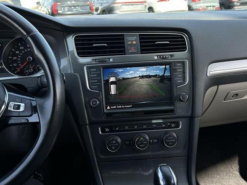 2016 Volkswagen e-Golf SEL Premium
