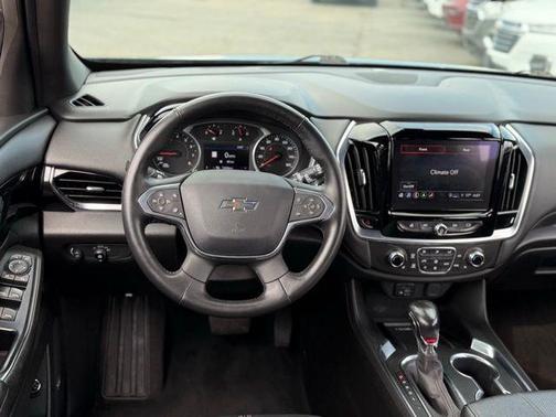 2022 Chevrolet Traverse RS