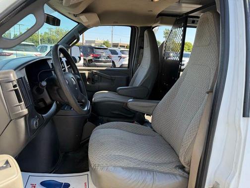 2017 GMC Savana 2500 Work Van