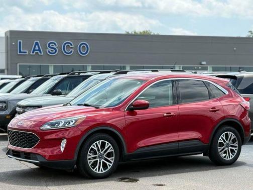 Rapid Red Metallic Tinted Clearcoat 2022 Ford Escape SEL
