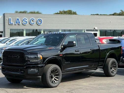 2022 RAM 2500 Limited Mega Cab 4x4 6'4' Box