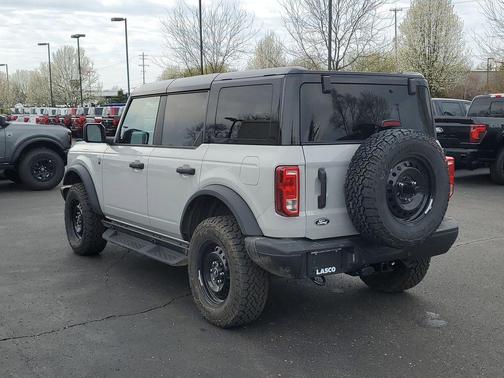 Avalanche Gray 2026 Ford Bronco Big Bend