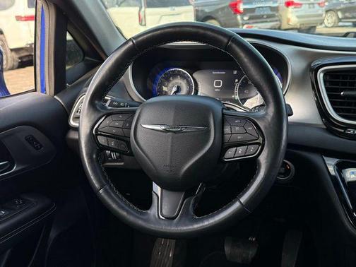 2020 Chrysler Pacifica L