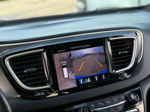 2020 Chrysler Pacifica L