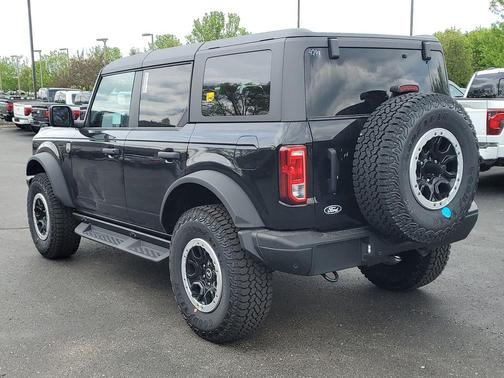 Shadow Black 2026 Ford Bronco Big Bend