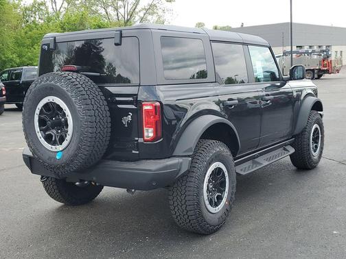 Shadow Black 2026 Ford Bronco Big Bend
