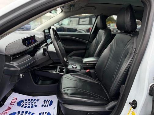 2022 Ford Mustang Mach-E Premium