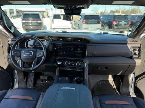 2024 GMC Sierra 2500 AT4