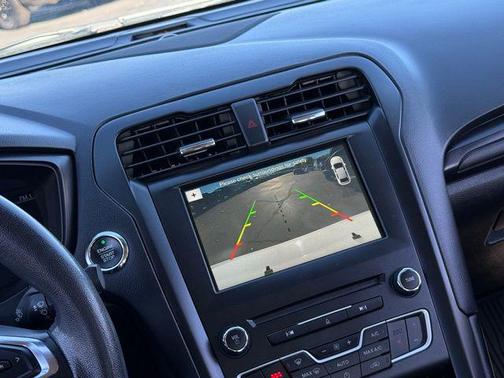 2018 Ford Fusion Hybrid SE