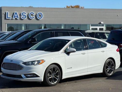 2018 Ford Fusion Hybrid SE