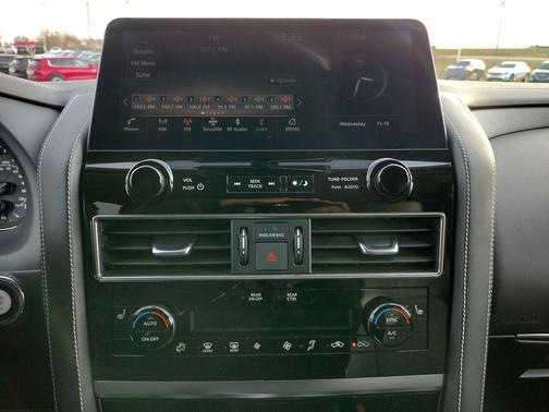 2022 INFINITI QX80 PREMIUM SELECT AWD