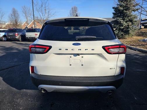 2025 Ford Escape SE