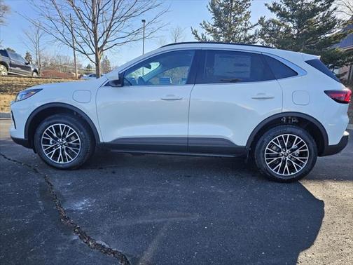 2025 Ford Escape SE